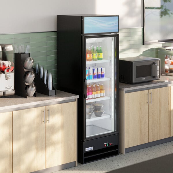 Commercial Refrigerator Avantco GDC-15-HC 13.5 Cu Ft Black Right-Hinged