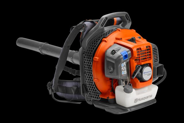 backpack leaf blower Husqvarna 150BT — 51cc two-stroke